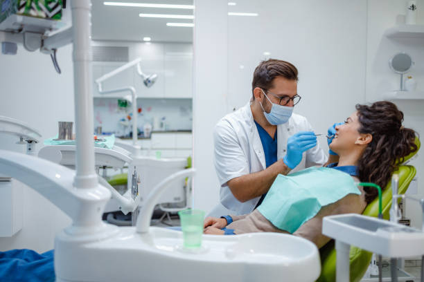 Best Crowns and Bridges  in Miami Gardens, FL